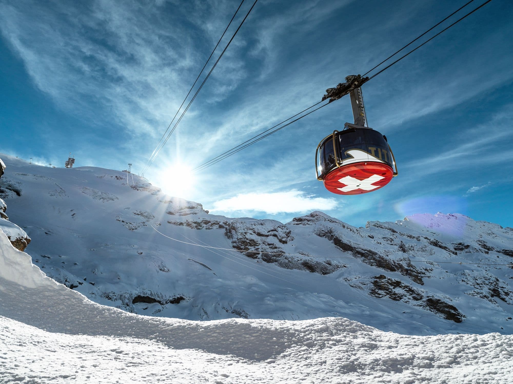 At Zürich: Lucerne and Titlis tour with beginner skiing including Rotair