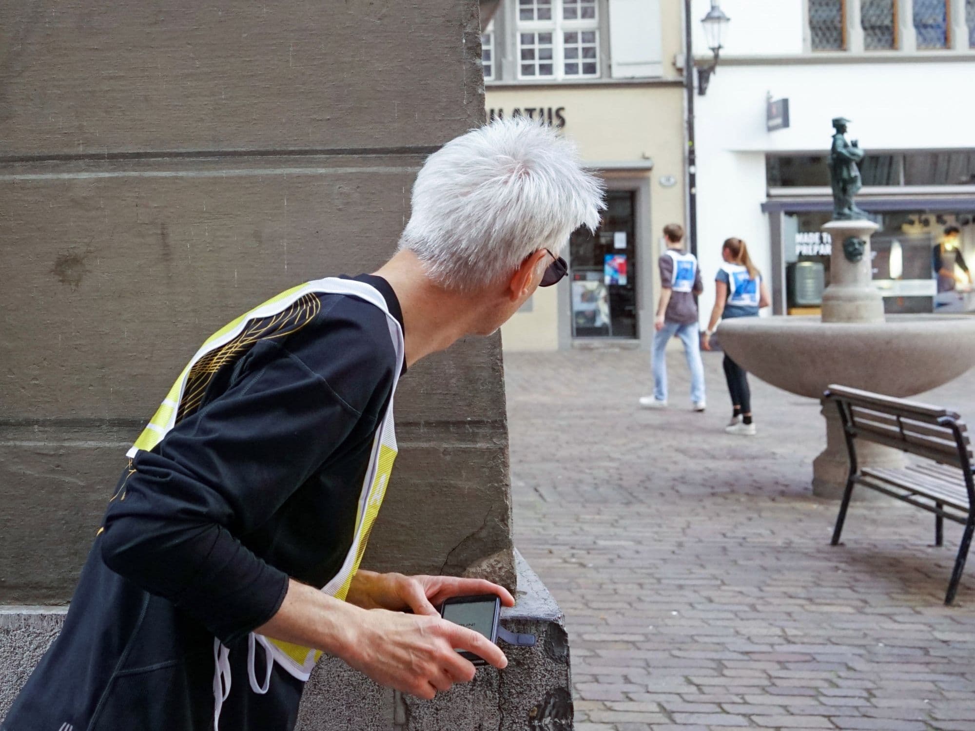 "Catch the Agent" GPS game for team events in Bern