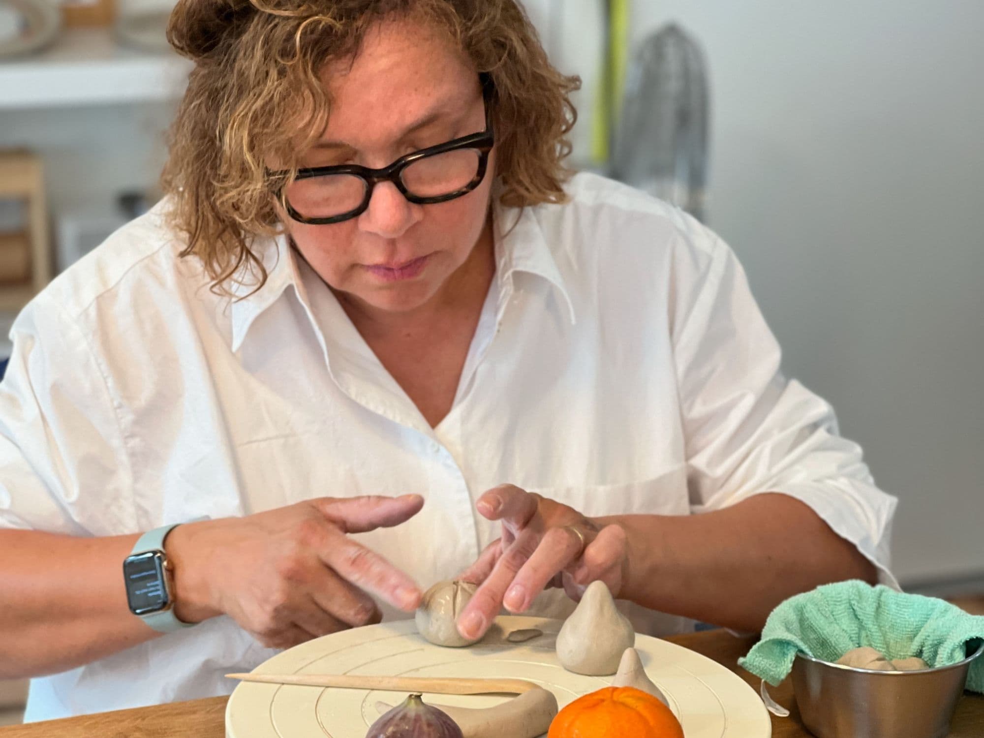 "Hand-building and Free Designing with Clay": Private Workshop in Zurich