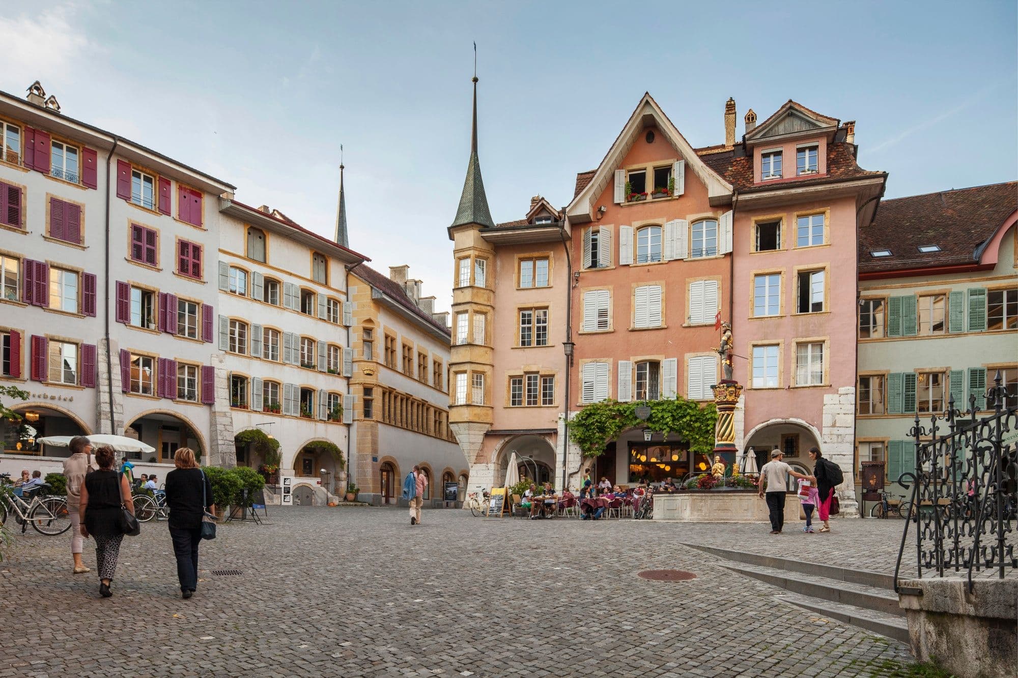 Biel city tour through the old town