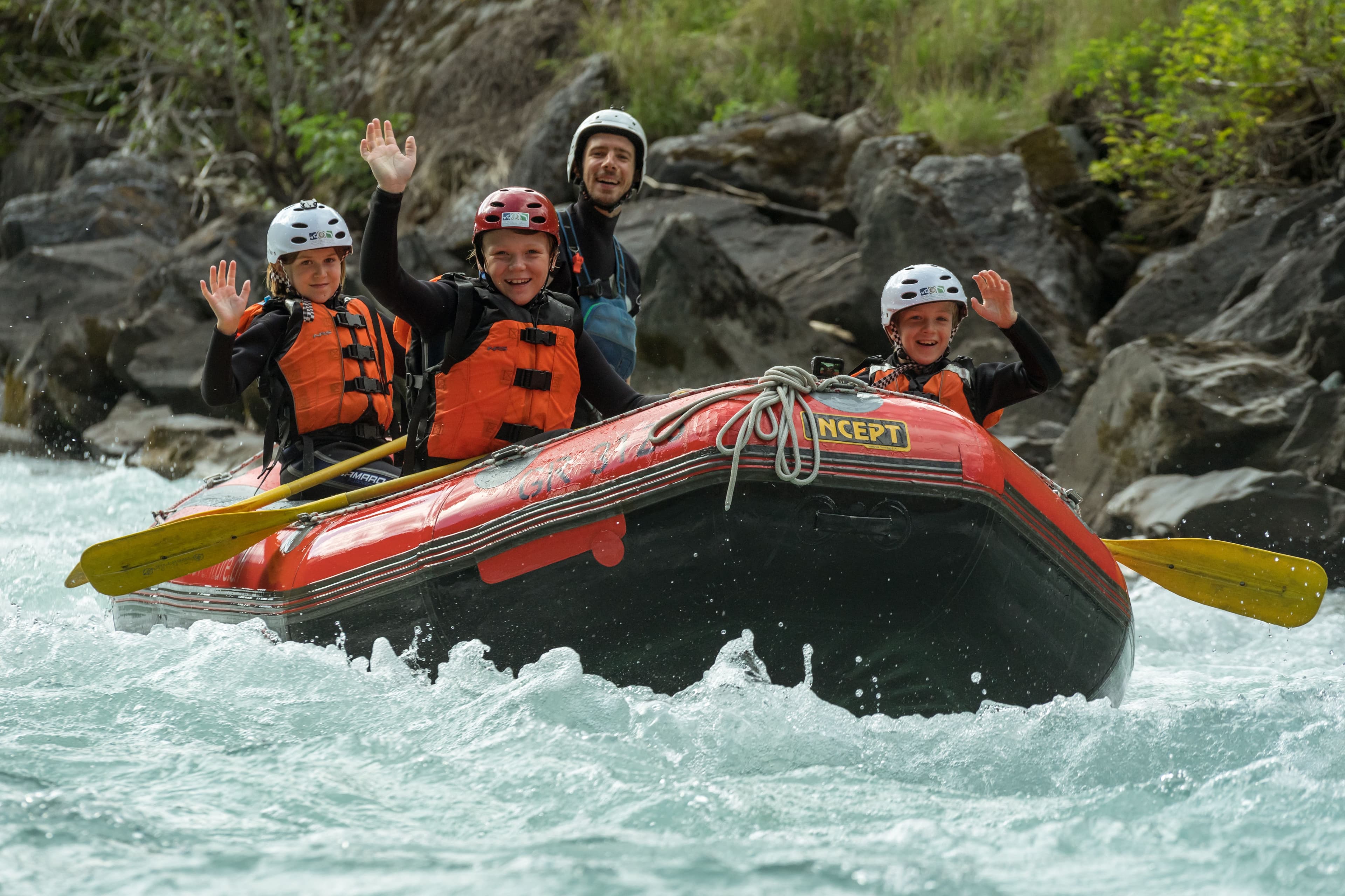 River rafting for families on the Inn in the Engadin