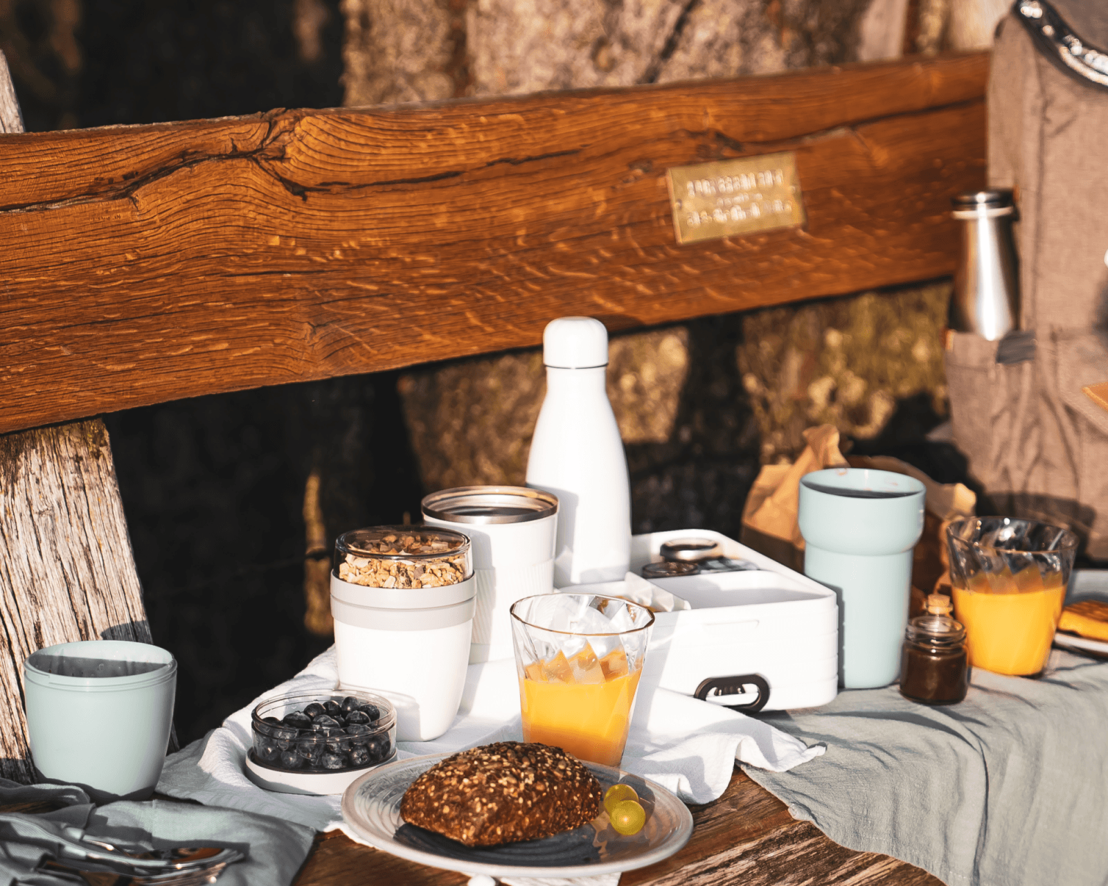 "Breakfast on the Mountain": Picnic Breakfast at Seebodenalp