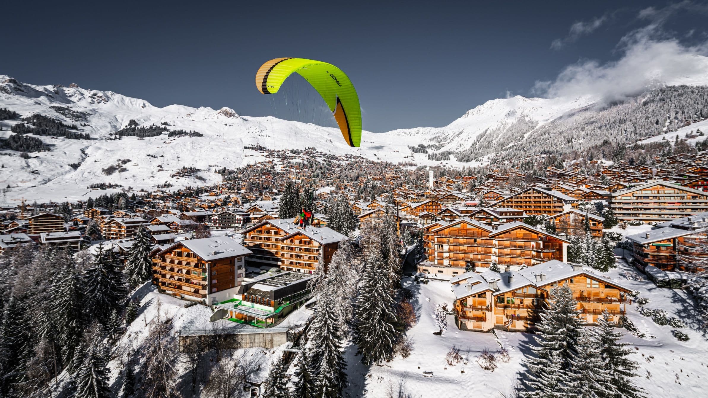 Verbier paragliding tandem