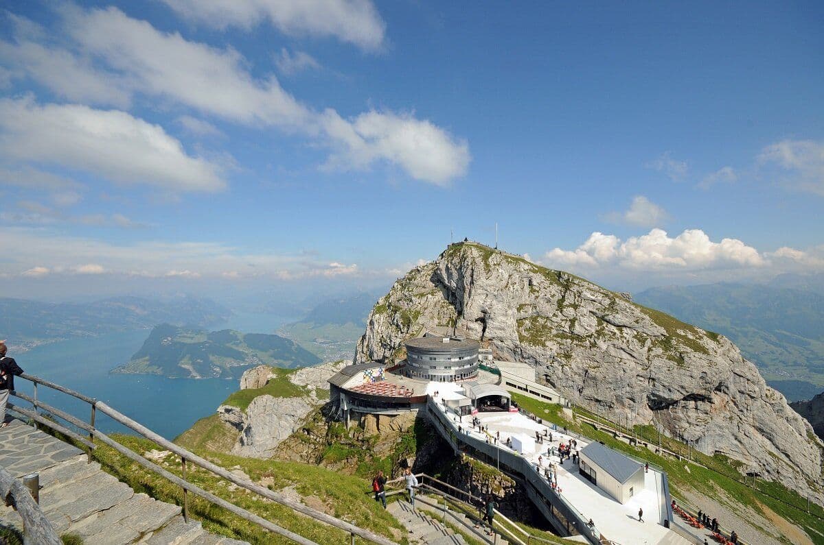 From Lucerne: guided tour of Pilatus Golden Round Trip including cable car and boat ride