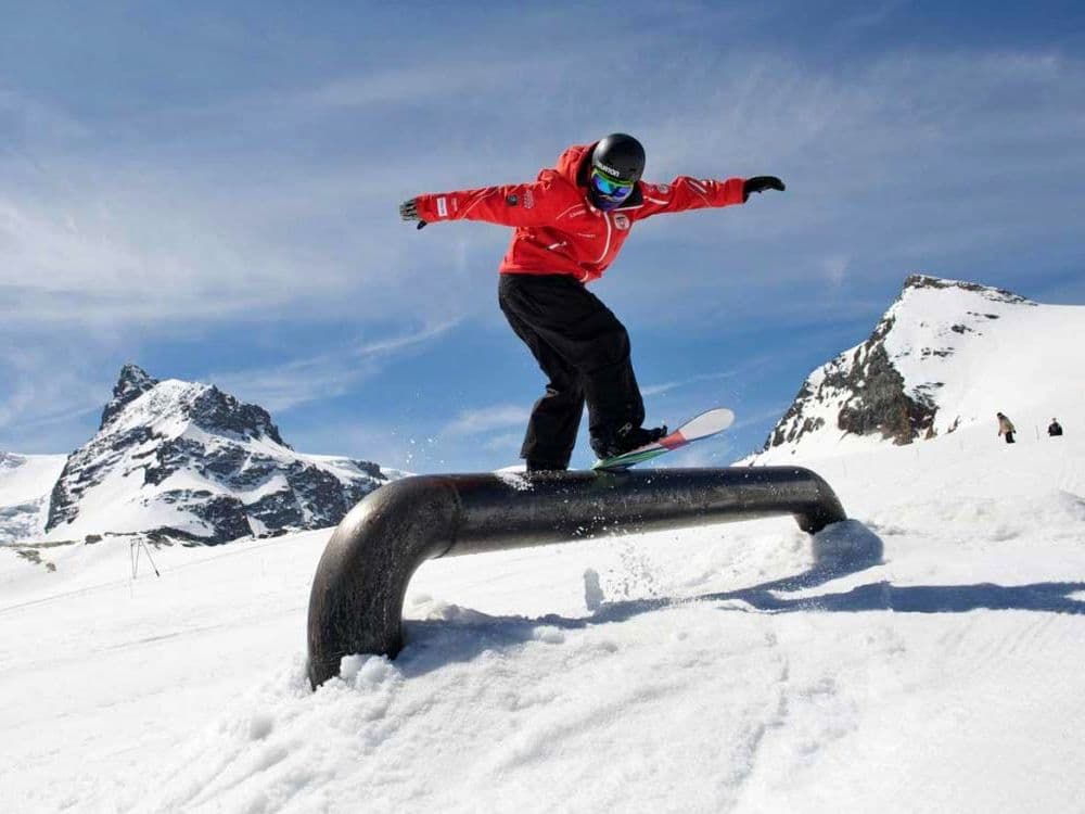 Freestyle snowboard private course Zermatt