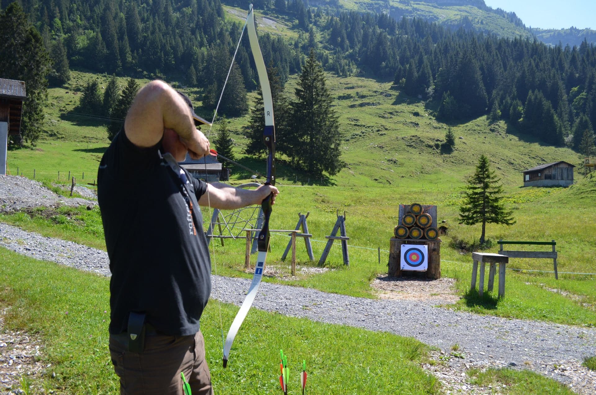 Archery for groups whole Switzerland