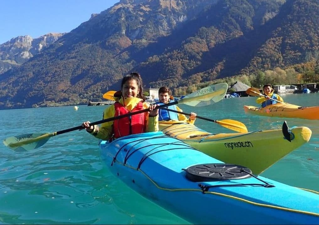 Kayak tour in summer on Lake Brienz