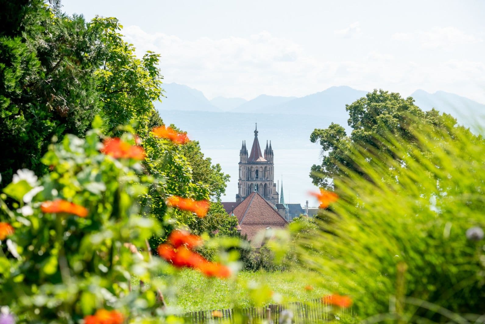 Lausanne Private City Tour: the Treasures of the Old Town